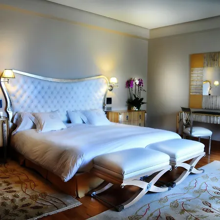 Pazo Escudos & Hotel