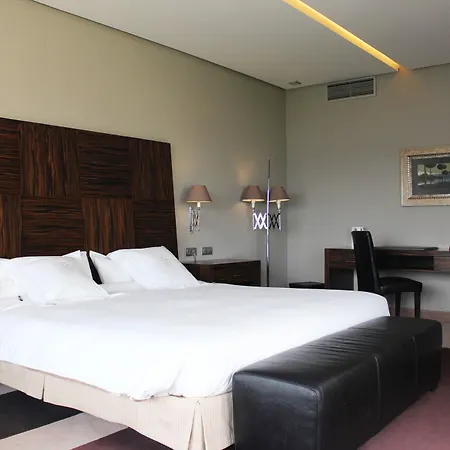 Pazo Escudos & Hotel Vigo