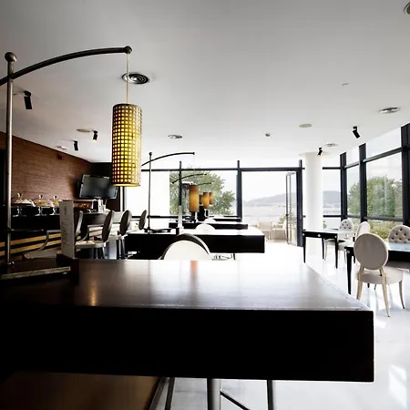 Pazo Escudos & Отель 5*