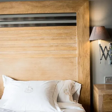Pazo Escudos & Hotel 5*
