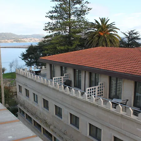 Pazo Escudos & Vigo