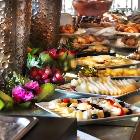 Pazo Escudos & Hotel