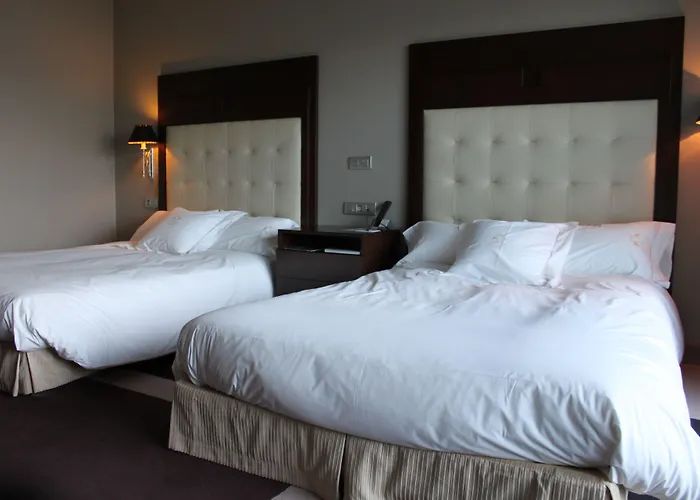 Otel Pazo Escudos & 5*