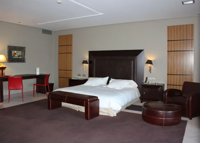 Pazo Escudos & 5* Vigo