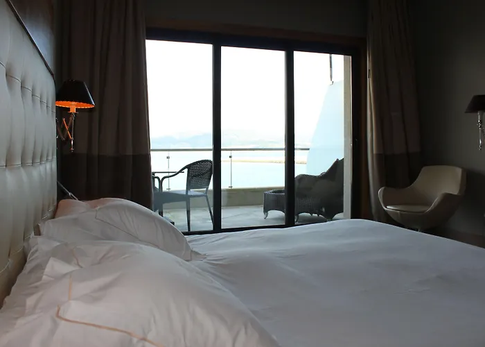 Otel Pazo Escudos & 5*