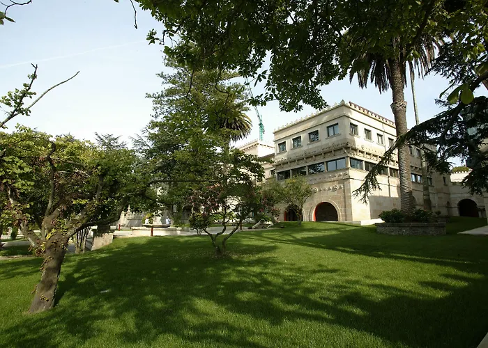 Otel Pazo Escudos & 5*