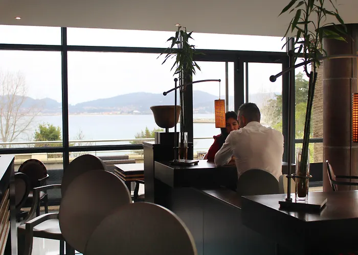 Otel Pazo Escudos & 5*